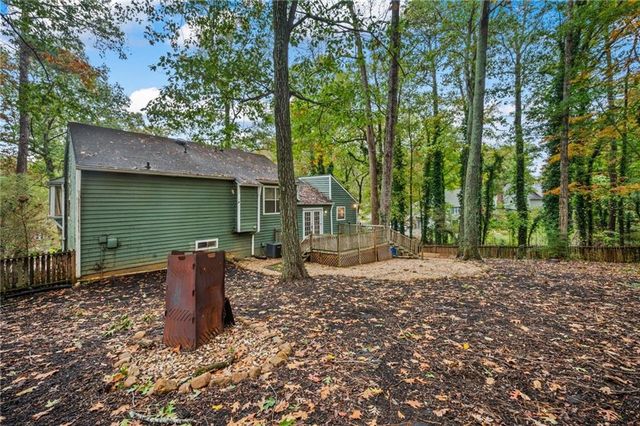 1850 Winding Creek SW Lane, Marietta, GA 30064