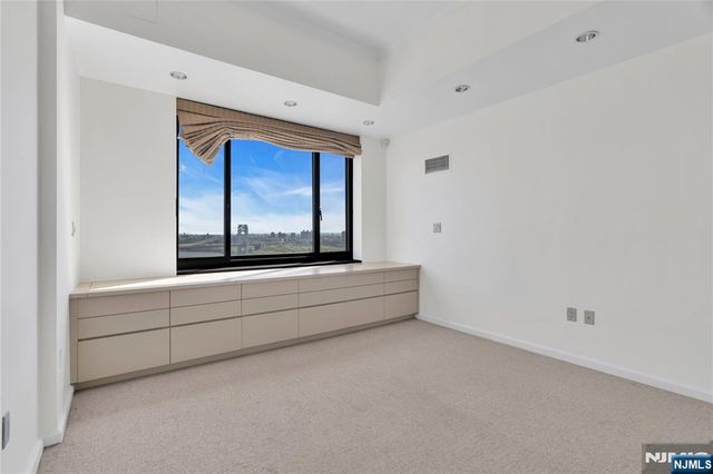 1512 Palisade Avenue 20H, Fort Lee, NJ 07024