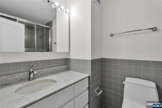 1512 Palisade Avenue 20H, Fort Lee, NJ 07024