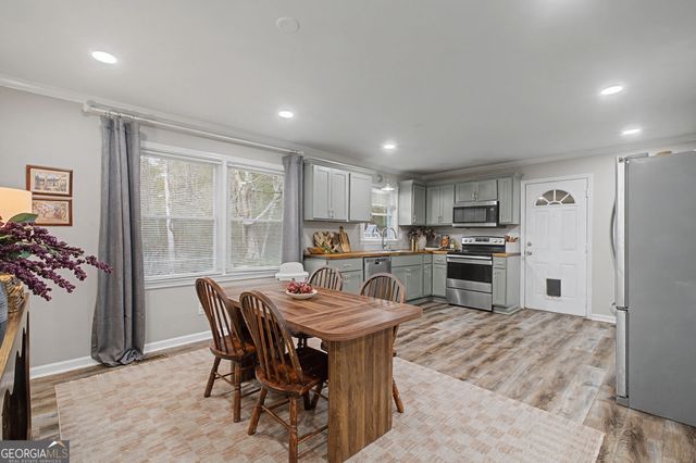 483 Berry Road, Cedartown, GA 30125