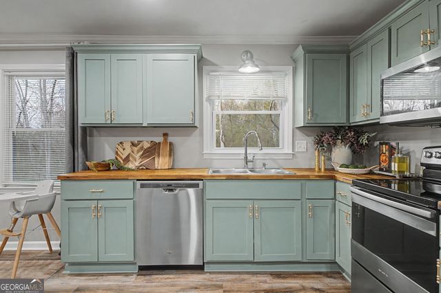 483 Berry Road, Cedartown, GA 30125