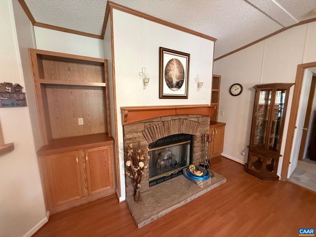 91 DUFF LN, Gordonsville, VA 22942