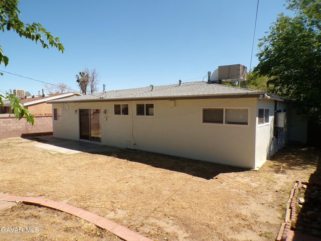 44651 Rodin Avenue, Lancaster, CA 93535