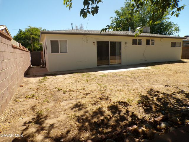 44651 Rodin Avenue, Lancaster, CA 93535