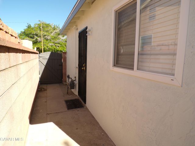 44651 Rodin Avenue, Lancaster, CA 93535