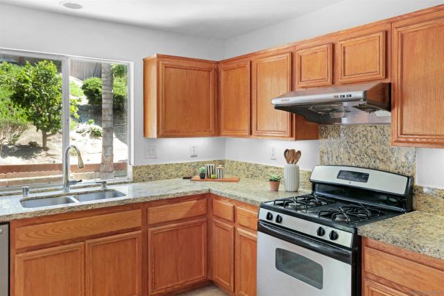 1351 Cottonwood, Oceanside, CA 92056