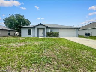 3309 10th ST W, Lehigh Acres, FL 33971
