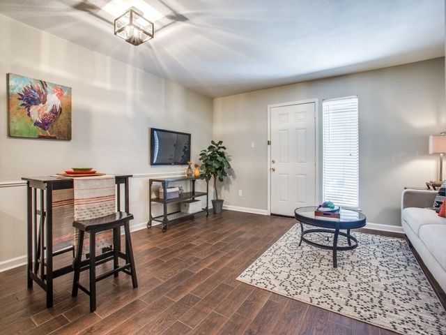 1605 5th Avenue 3, Fort Worth, TX 76104