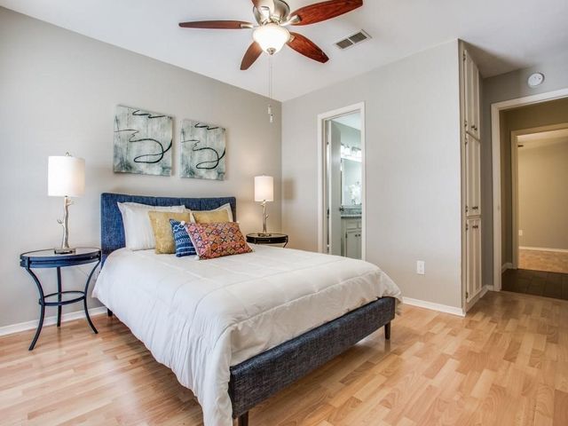 1605 5th Avenue 3, Fort Worth, TX 76104