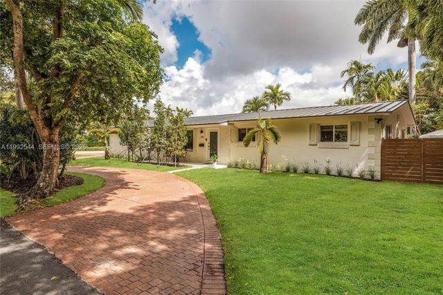 615 NE 115th St, Biscayne Park, FL 33161