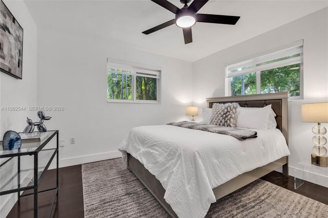 615 NE 115th St, Biscayne Park, FL 33161