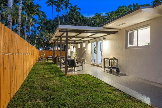 615 NE 115th St, Biscayne Park, FL 33161