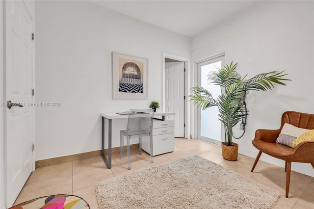 615 NE 115th St, Biscayne Park, FL 33161