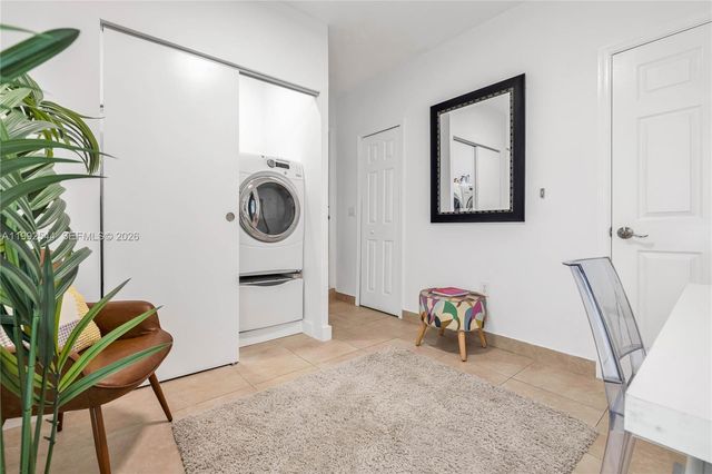 615 NE 115th St, Biscayne Park, FL 33161