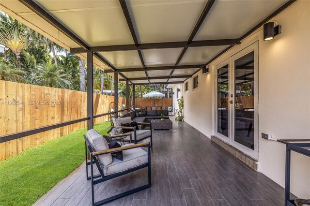 615 NE 115th St, Biscayne Park, FL 33161