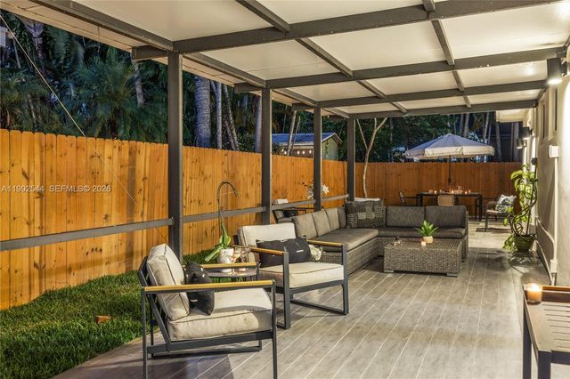 615 NE 115th St, Biscayne Park, FL 33161