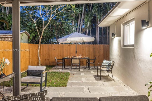 615 NE 115th St, Biscayne Park, FL 33161