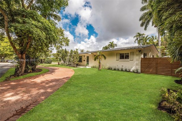 615 NE 115th St, Biscayne Park, FL 33161