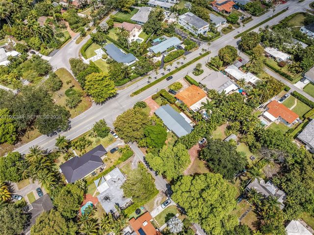 615 NE 115th St, Biscayne Park, FL 33161