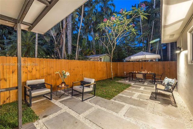 615 NE 115th St, Biscayne Park, FL 33161