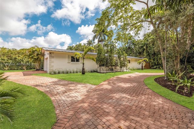 615 NE 115th St, Biscayne Park, FL 33161