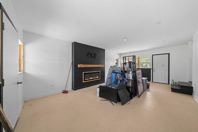1010 Suzy Street, Lake Holiday, IL 60548