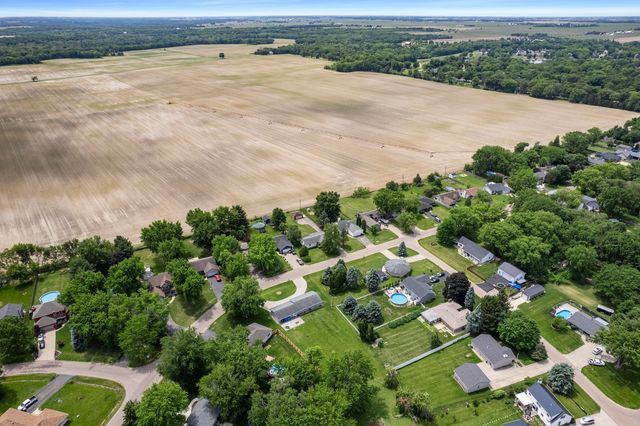 1010 Suzy Street, Lake Holiday, IL 60548