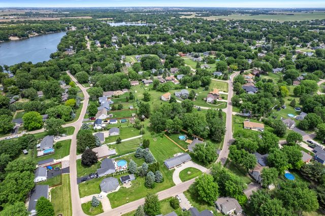 1010 Suzy Street, Lake Holiday, IL 60548