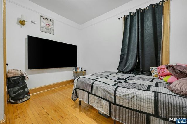 8804 3rd Avenue, North Bergen, NJ 07047