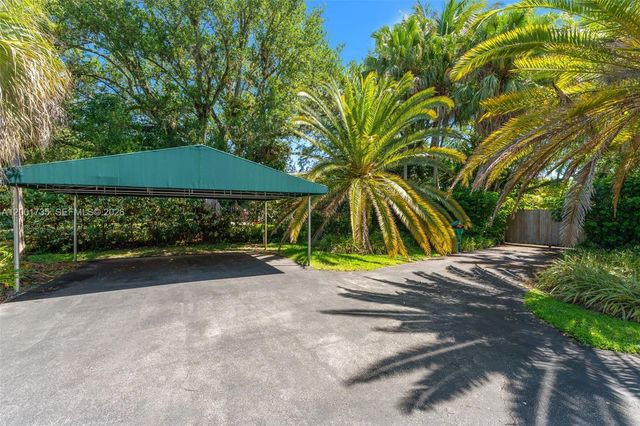 11401 SW 102nd Avenue, Miami, FL 33176