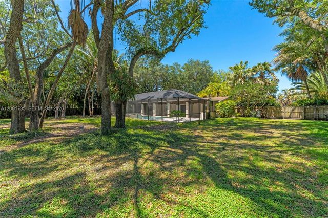 11401 SW 102nd Avenue, Miami, FL 33176