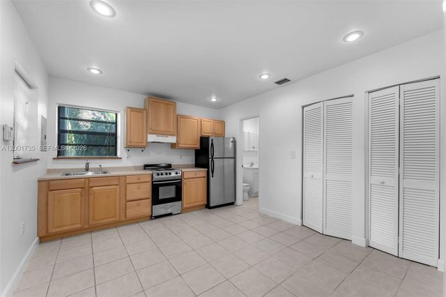 11401 SW 102nd Avenue, Miami, FL 33176