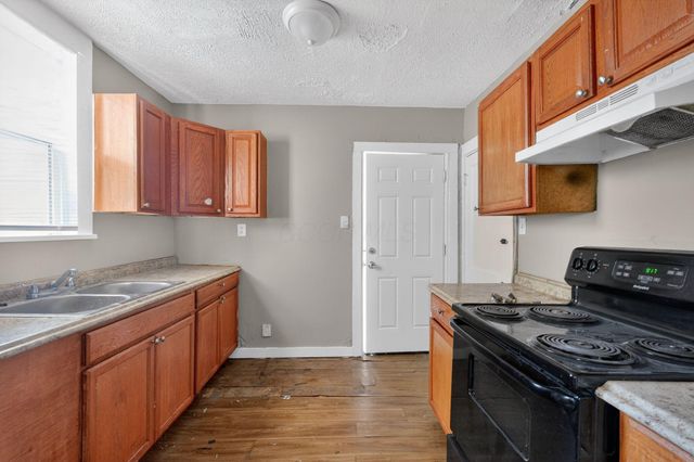 663 Racine Avenue, Columbus, OH 43204