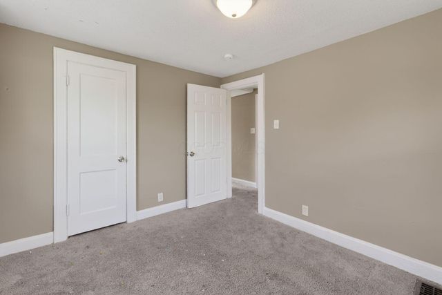 663 Racine Avenue, Columbus, OH 43204