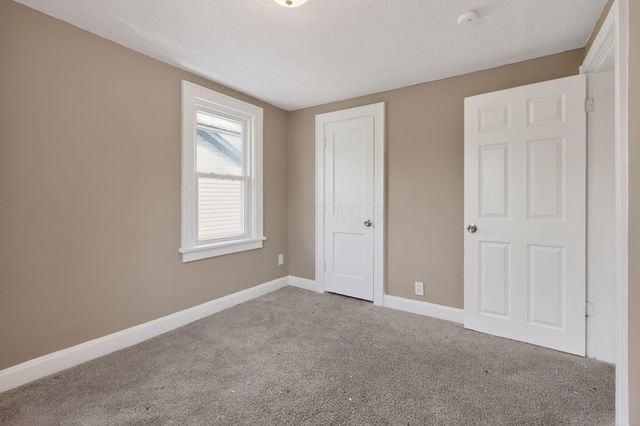 663 Racine Avenue, Columbus, OH 43204