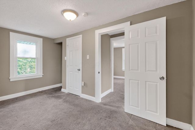 663 Racine Avenue, Columbus, OH 43204