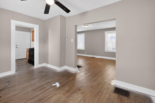663 Racine Avenue, Columbus, OH 43204