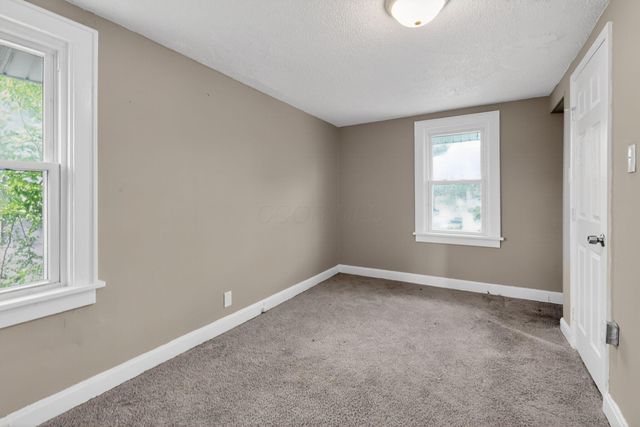 663 Racine Avenue, Columbus, OH 43204