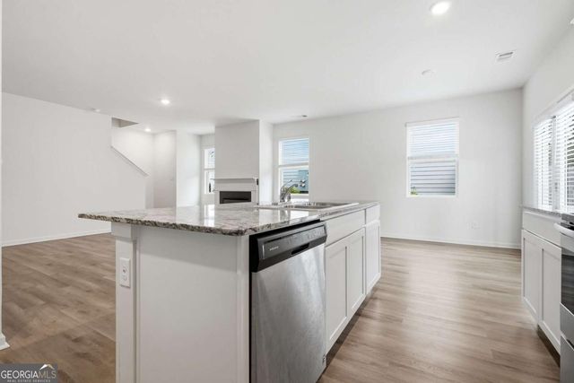 5260 Barberry Avenue, Oakwood, GA 30566