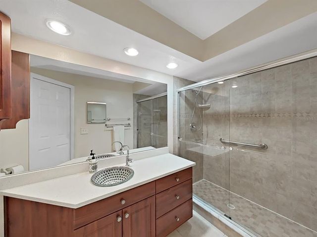 18310 AINTREE COURT, Tampa, FL 33647