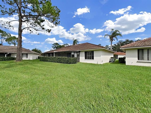 18310 AINTREE COURT, Tampa, FL 33647