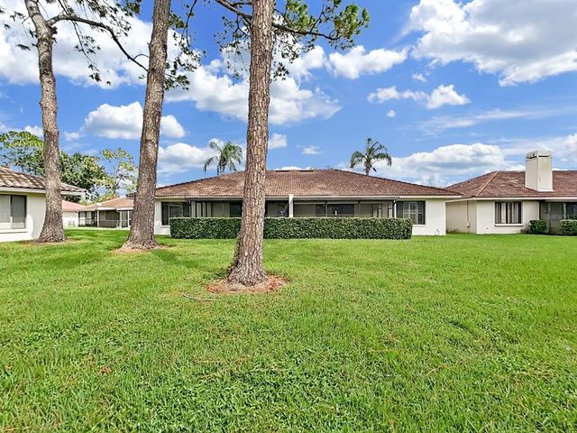 18310 AINTREE COURT, Tampa, FL 33647