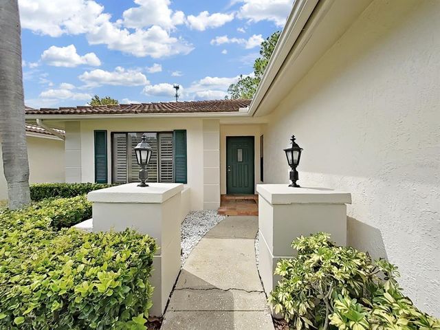 18310 AINTREE COURT, Tampa, FL 33647