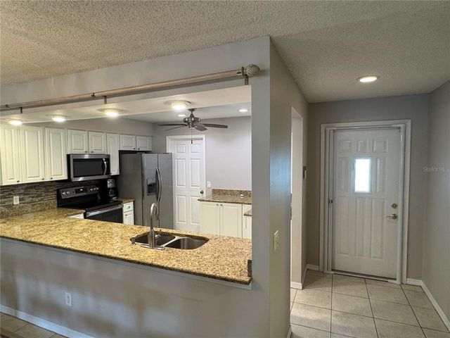18310 AINTREE COURT, Tampa, FL 33647