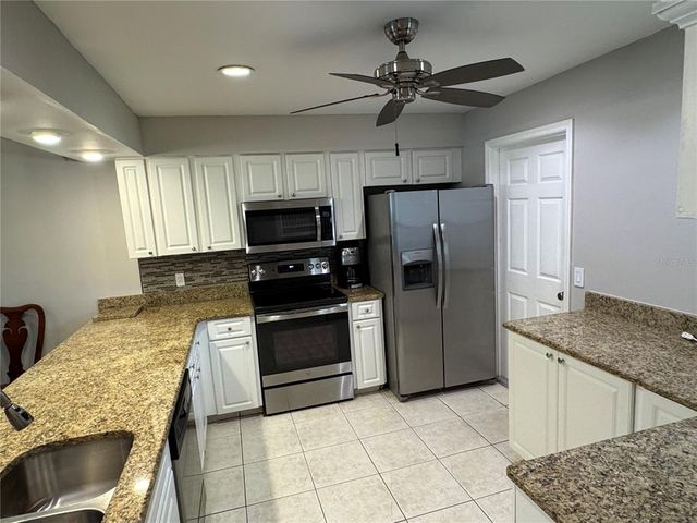 18310 AINTREE COURT, Tampa, FL 33647