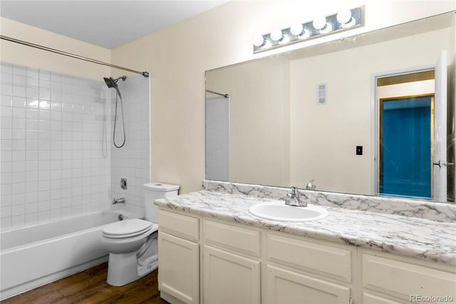 3344 S Ammons Street 107, Lakewood, CO 80227