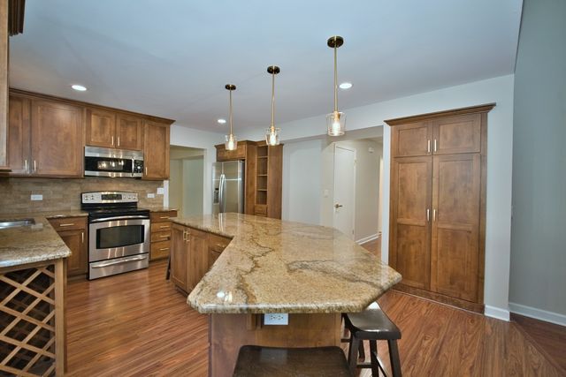 1117 Wishing Well Lane, Naperville, IL 60564