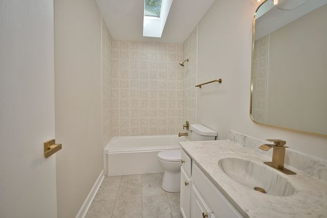 1117 Wishing Well Lane, Naperville, IL 60564