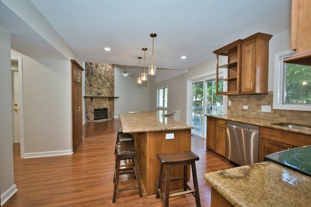 1117 Wishing Well Lane, Naperville, IL 60564