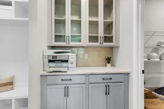 671 Conifer Drive, Spring Hill, TN 37174